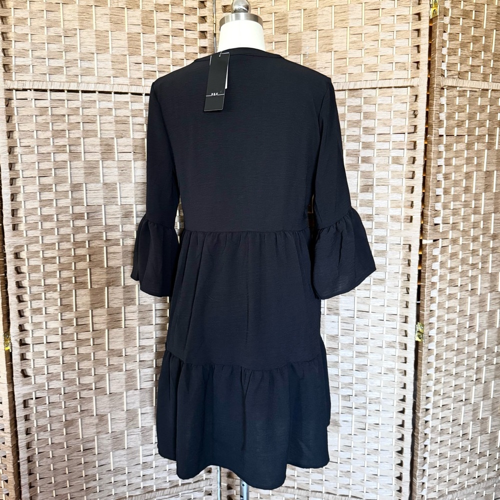 NWT solid black R&K tiered popover dress 4 - Picture 7 of 14